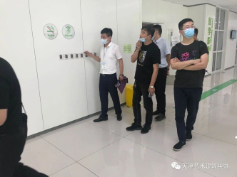 天津市(shì)建築工(gōng)程“裝飾海(hǎi)河(hé)杯”專家(jiā)組複...